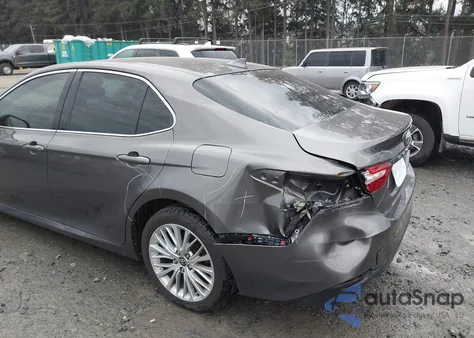 2020 Toyota Camry Xle Awd z USA, uszkodzony, nr VIN 4T1F11BK7LU011906